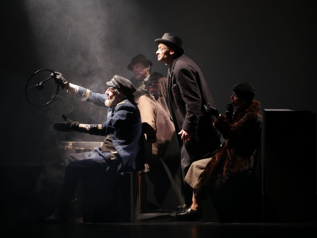 Knock Ou Le Triomphe De La Médecine Théâtre La Luna 